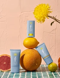 Bază de machiaj Flormar Glow Up Sun Base SPF50 2