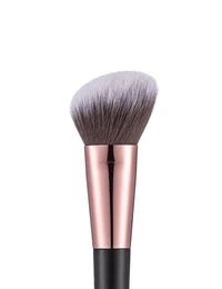 Flormar Flared Cut Blush Brush 2