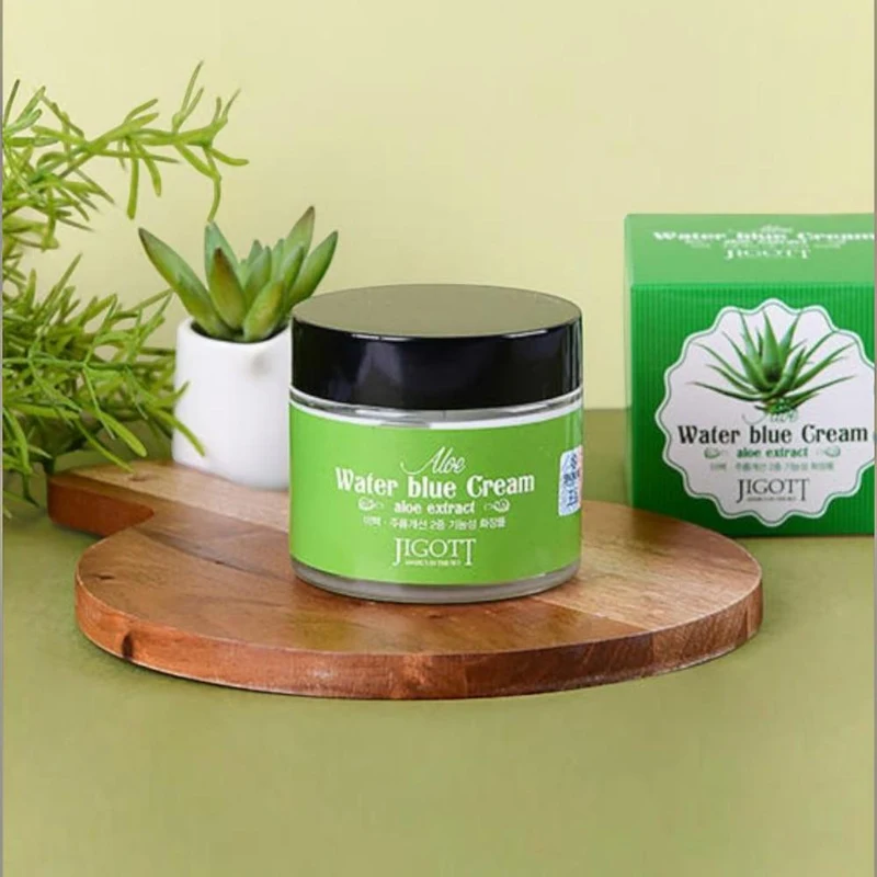 Крем для лица Jigott Aloe Water Blue Cream 70 ml 2