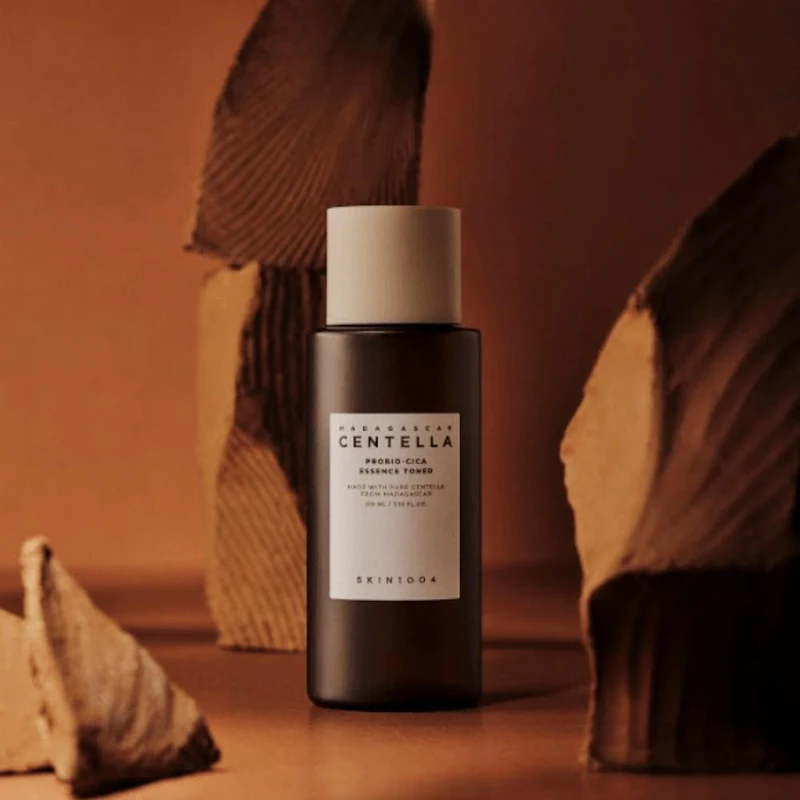 Tonic p/u fata Skin1004 Madagascar Centella Probio-Cica Essence Toner 210 ml 4