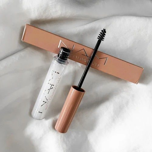 Fixator pentru sprâncene NAM Matte Eyebrow Gel