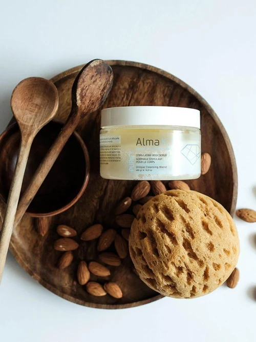 Exfoliant de corp Alma K Stimulating Body Scrub 250 ml