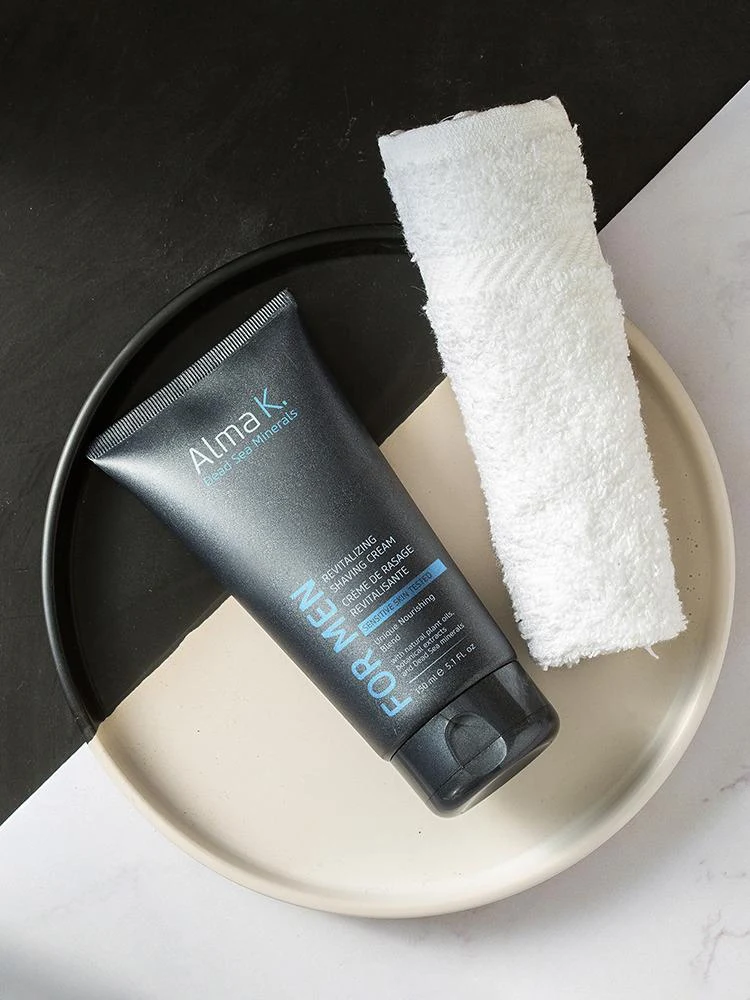 Пена для бритья Alma K Revitalizing Shaving Cream Men 150 ml 3
