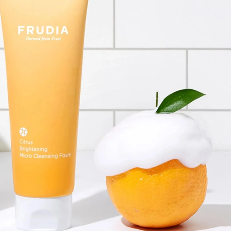 Spuma p/u curatarea fetei Frudia Derived from Fruit Cleansing 3