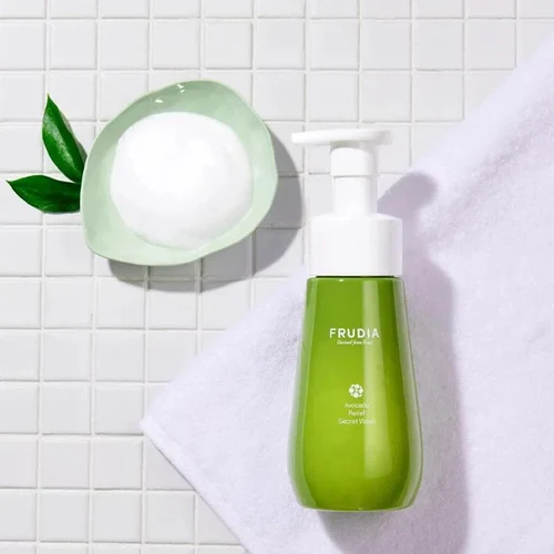 Гель для интимной гигиены Frudia Avocado Relief Secret Wash 260 ml