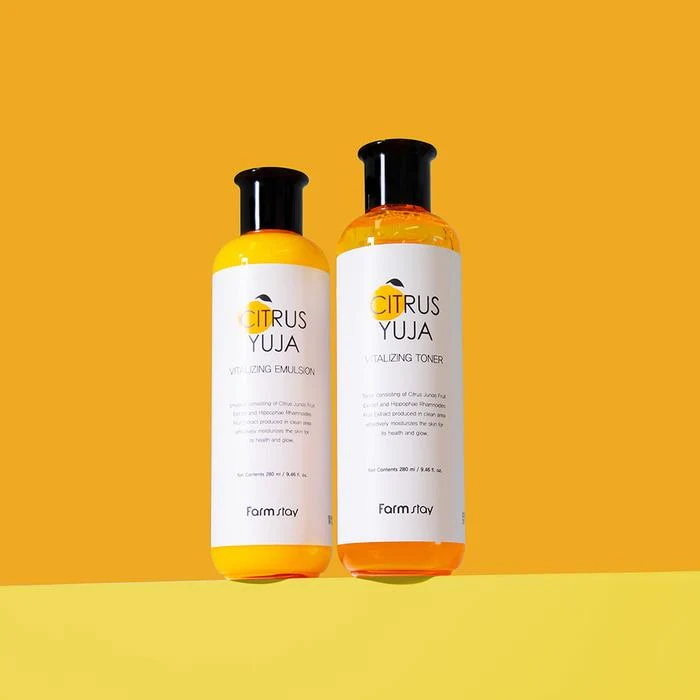 Тонер для лица Farmstay Citrus Yuja Vitalizing Toner 200 ml 4
