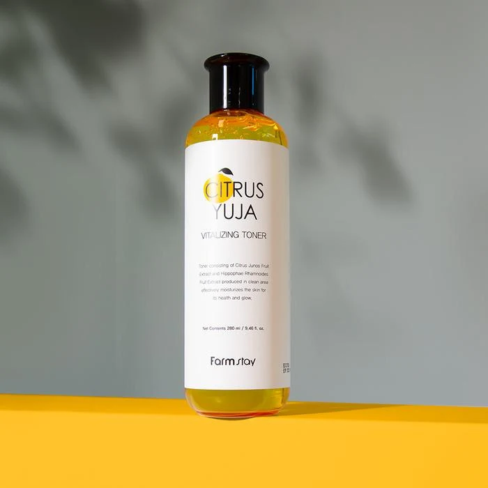 Тонер для лица Farmstay Citrus Yuja Vitalizing Toner 200 ml 3