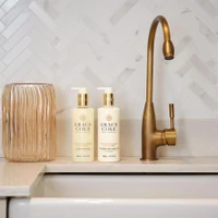 Set ingrijire p/u corp Grace Cole Nectarine Blossom & Grapefruit Hand Care Pampering Duo 2
