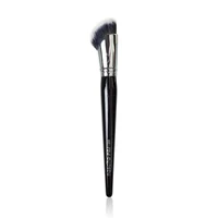 Pensula pentru machiaj Nascita Pro Angled Contour Brush