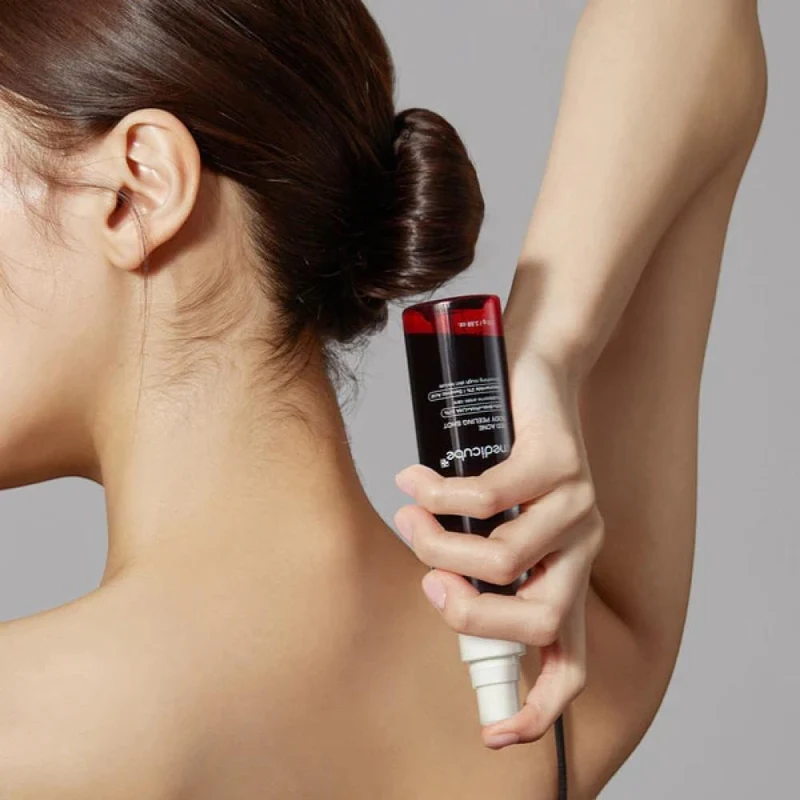Скраб для лица Medicube Red Acne Body Peeling Shot 110 g 4