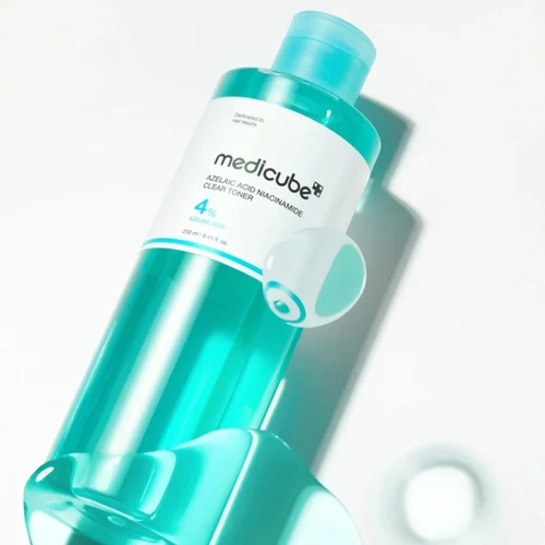 Тонер для лица Medicube Azelaic Acid Niacinamide Clear Toner 250 ml