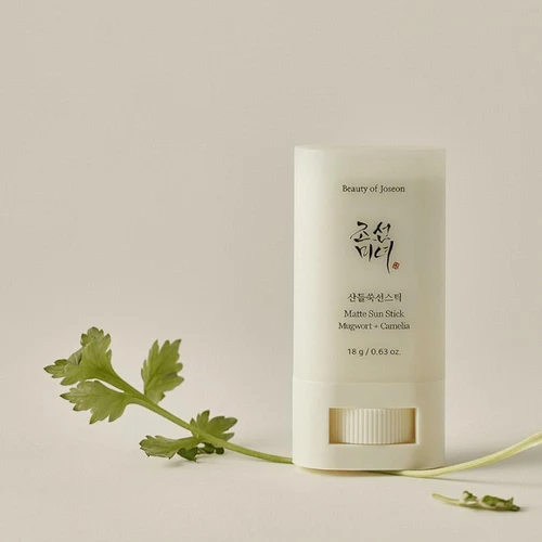 Protecție solară pentru față Beauty of Joseon Matte Sun Stick: Mugwort+Camelia SPF 50+ PA++++