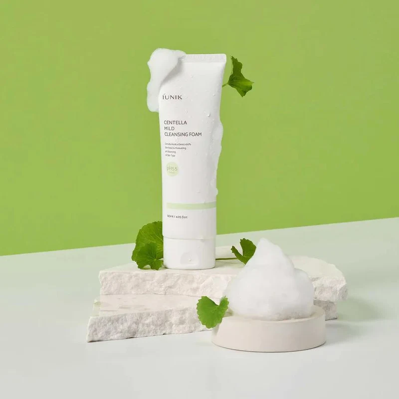 Spuma p/u curatarea fetei Iunik Centella Mild Cleasing Foam 120ml 2