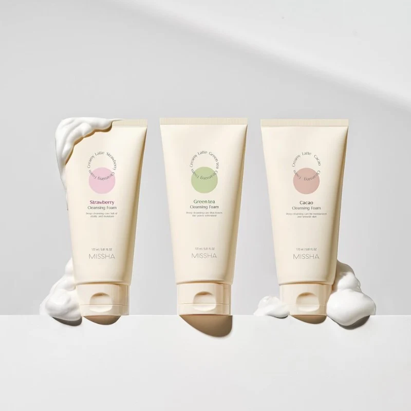 Spuma p/u curatarea fetei MISSHA Creamy Latte Strawberry Cleansing Foam 172ml 3