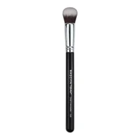 Nascita Artist Serie Oval Concealer Brush 2