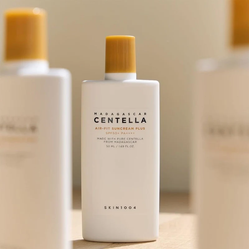 Protecție solară pentru față Skin1004 Madagascar Centella Air-Fit Suncream Plus 50ml 2