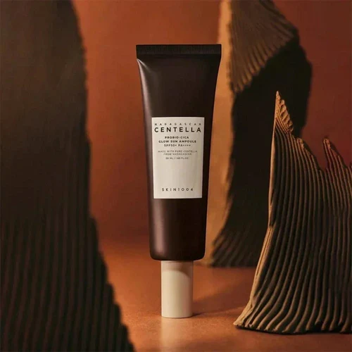 Protecție solară pentru față Skin1004 Madagascar Centella Probio-Cica Glow Sun Ampoule SPF 50+ PA++++ 50ml