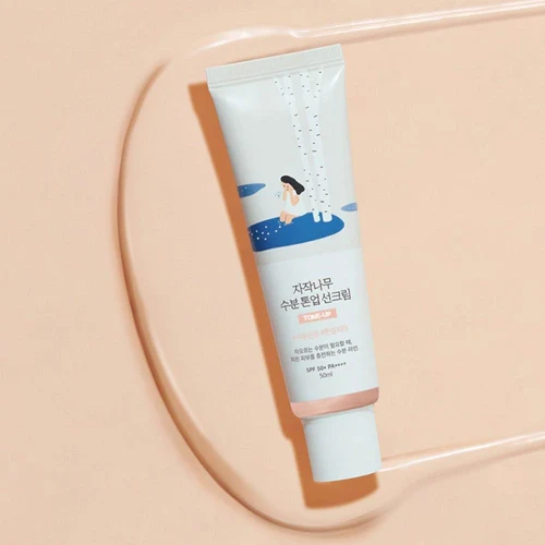 Protecție solară pentru față Round Lab Birch Juice Moisturizing Tone-Up Sunscreen SPF50+ PA++++ 50ml