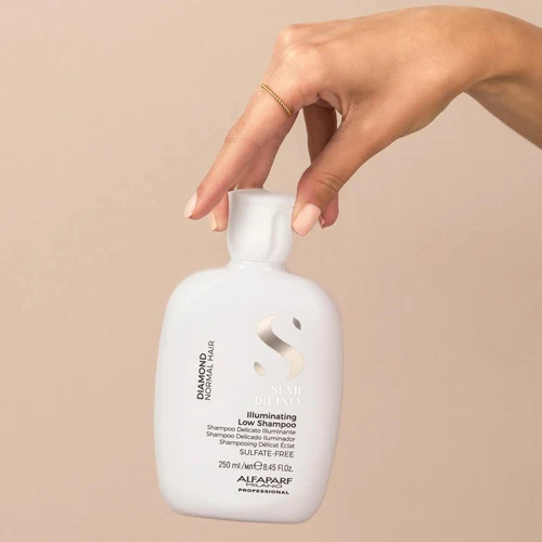 Шампунь Alfaparf Semi Di Lino Diamond Illuminating Shampoo