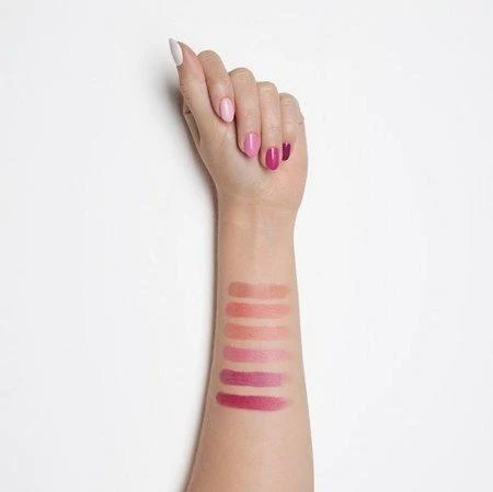 Ruj Paese Nanorevit Satin Lipstick 25 Black Cherry 3
