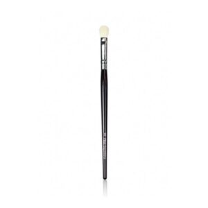 Nascita Pro Crease Blending Brush